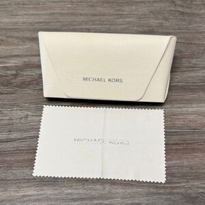 Michael Kors White/Cream Glasses Case with Branded Cleaning Cloth